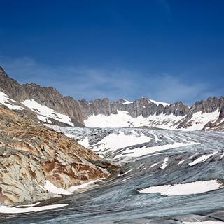 Le glacier du Rhône souffre des changements climatiques. 
swisshippo
Depositphotos [swisshippo]