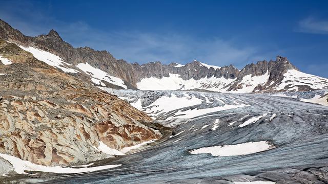 Le glacier du Rhône souffre des changements climatiques. 
swisshippo
Depositphotos [swisshippo]