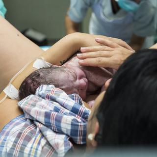 Un accouchement à Nyiregyhaza, Hongrie (photo d'illustration) [Keystone/EPA - Attila Balazs]