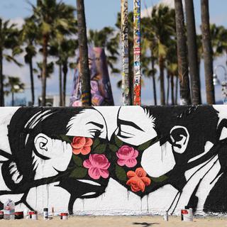 Une oeuvre de street art faite à Venice, Californie, le 21 mars 2020 par l'artiste Pony Wave. [AFP - Mario Tama]