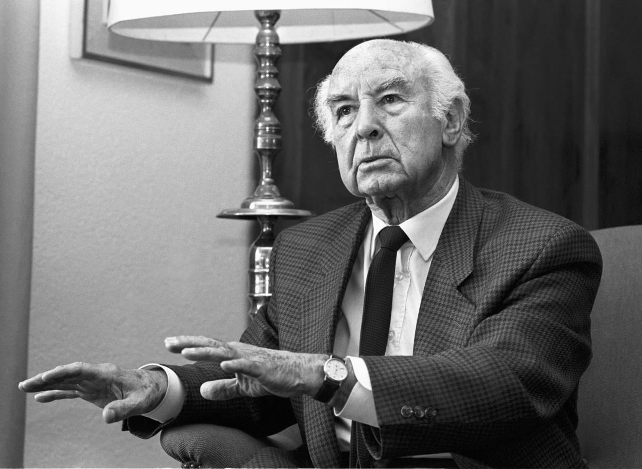 Albert Hofmann, qui a découvert le LSD. [Keystone - Reto Gisin]