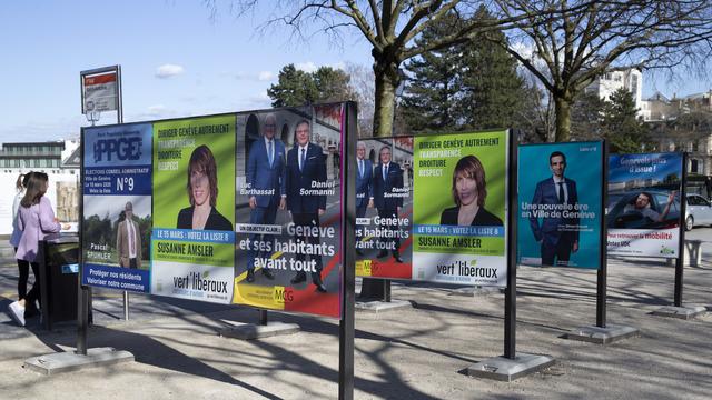 La campagne devra se cantonner aux médias, à internet et aux affiches. [Keystone - Salvatore Di Nolfi]