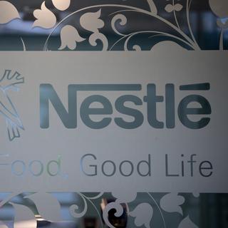 Le logo de Nestlé. [Keystone - Laurent Gillieron]