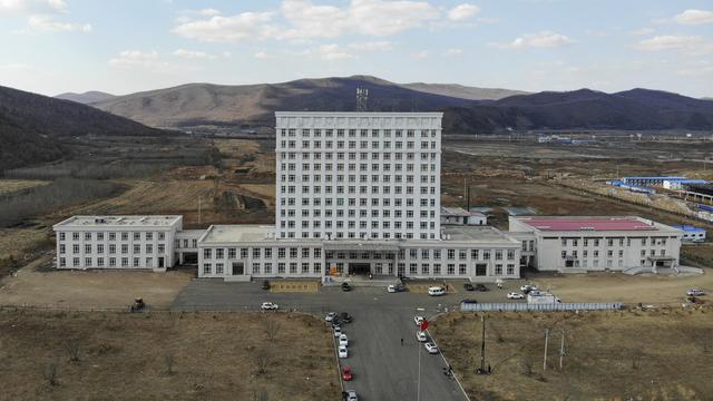 Un hôpital temporaire à Suifenhe. [Xinhua via AP/Keystone - Qi Hongxin]