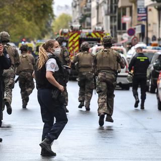 Après l'attaque qui a fait quatre victimes à Paris, la préfecture de police tremble et le profil de l'attaquant inquiète. [AFP - Alain Jocard]