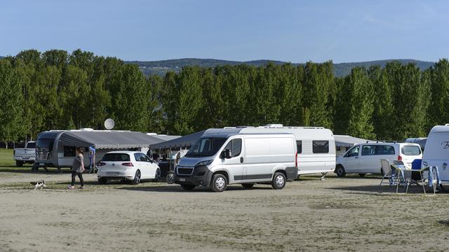 Un groupe de Yéniches à Yverdon-les-Bains (image d'illustration). [Keystone - Jean-Christophe Bott]