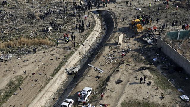 Site du crash de l'avion ukrainien. [AP Photo/Keystone - Ebrahim Noroozi]