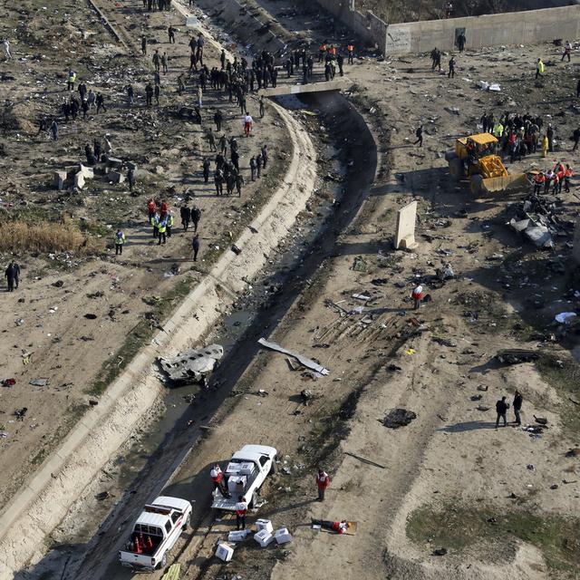 Site du crash de l'avion ukrainien. [AP Photo/Keystone - Ebrahim Noroozi]