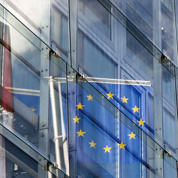 Responsables européens et suisses se retrouvent au sein d’un comité-mixte sur la libre-circulation. [Keystone - Sigi Tischler]