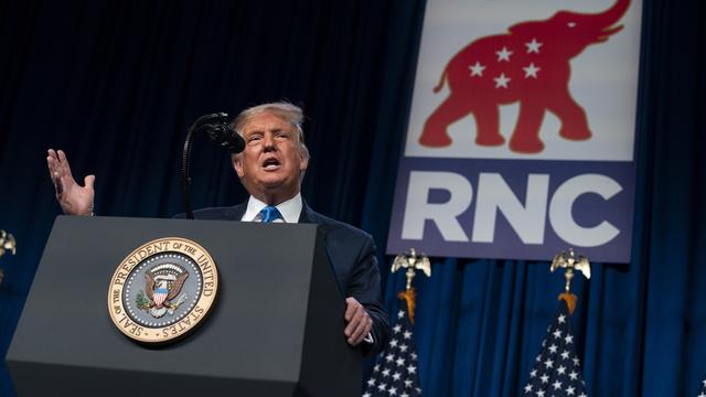 Donald Trump a fait le déplacement à Charlotte au premier jour de la convention républicaine. [Keystone - AP Photo/Evan Vucci]