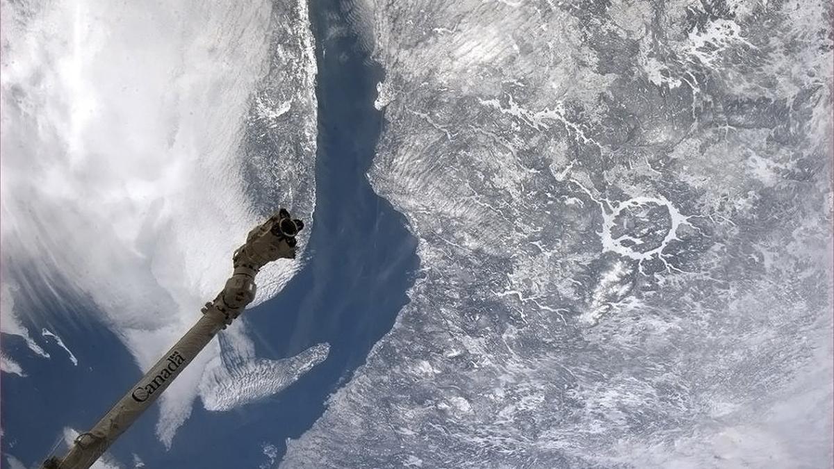 Le cratère de Manicouagan au Québec, vieux de 214 millions d'années, est bien visible de l'espace (photo), contrairement à celui de Yarrabubba [Reuters - Chris Hadfield/CSA]