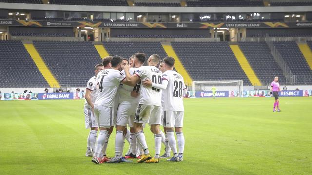 La joie des Bâlois après l'ouverture du score de Samuele Campo. [Keystone - Armando Babani]