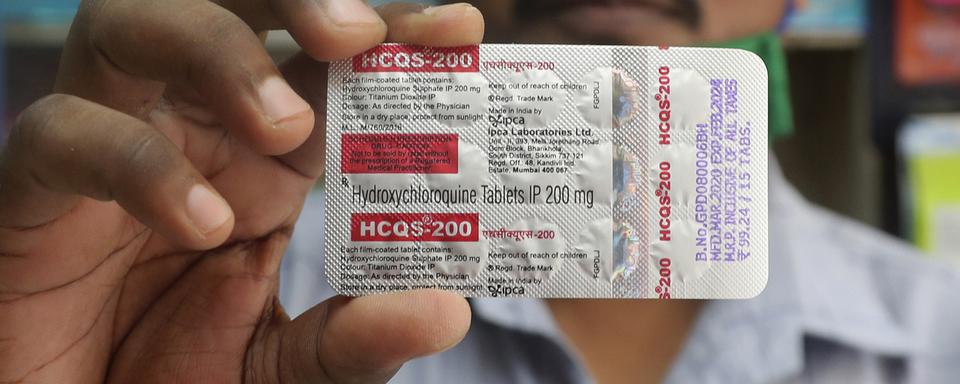 Une tablette d'hydroxychloroquine. [AP Photo/Keystone - Rafiq Maqbool]