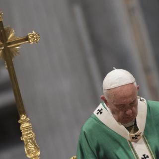 Le Pape François célébrant une messe d'ouverture pour le Synode sur l'Amazonie. [AFP - Massimo Valicchia / NurPhoto]