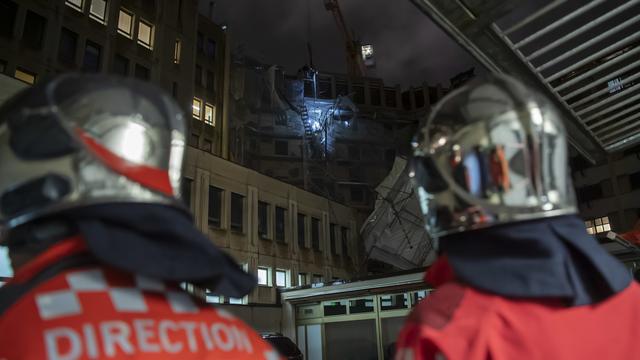 Les pompiers genevois sont notamment intervenus sur un chantier à la rue de Scie. [Keystone - Martial Trezzini]