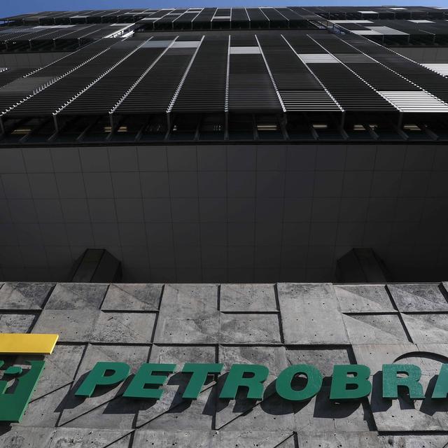 Une vue du siège de la compagnie pétrolière brésilienne Petrobras, dans la ville de Rio de Janeiro [EPA/Keystone - MArcelo Sayao]