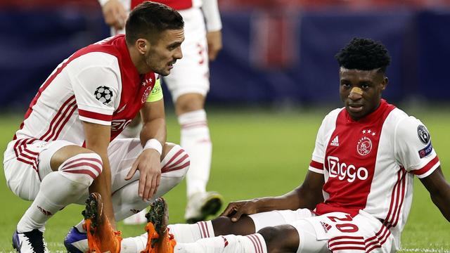 Les joueurs de l'Ajax se déplaceront en comité réduit au Danemark. [Maurice Van Steen]