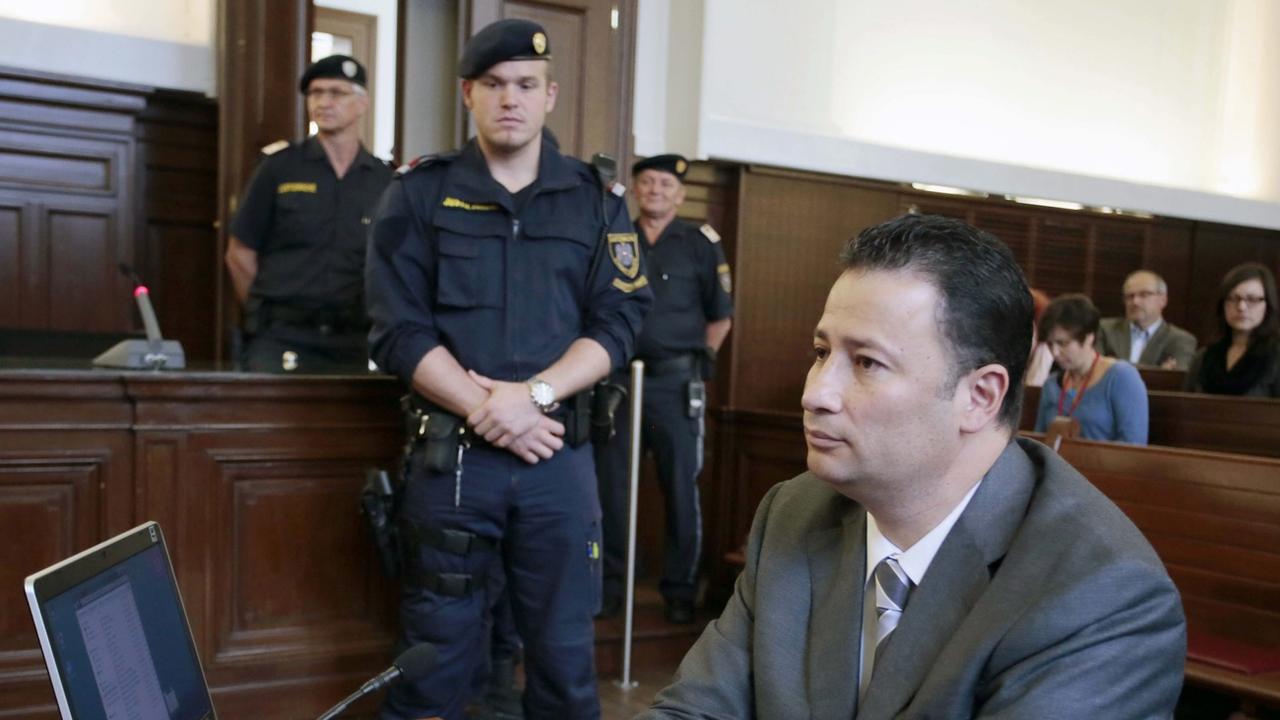 Javier Figueroa, l'ancien bras droit d'Erwin Sperisen, lors de son procès devant le Tribunal de grande instance de Ried im Innkreis, en Autriche, en 2013. [Keystone/EPA/Rubra]