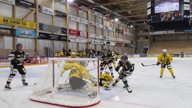 Les Ajoulots se sont imposés dans leur nouvelle patinoire. [Urs Lindt]