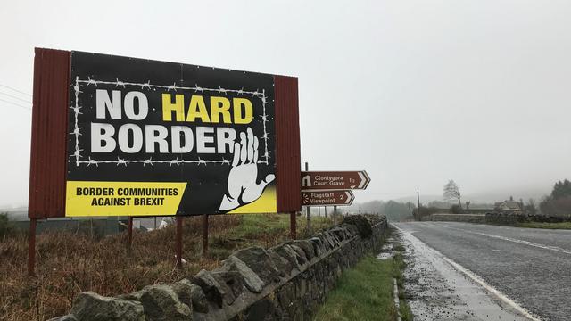 Sur la frontière entre l'Irlande du Nord et la République d'Irlande. [RTS - Cédric Guigon]