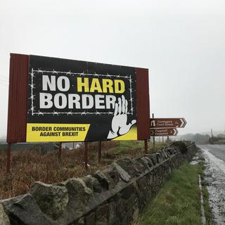 Sur la frontière entre l'Irlande du Nord et la République d'Irlande. [RTS - Cédric Guigon]