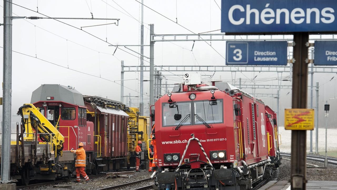 L'agression a eu lieu dans un Intercity Genève-Fribourg, à proximité de la gare de Chénens-FR (photo d'archive) [Keystone - Laurent Gillieron]
