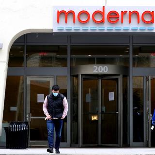 La Confédération signe un contrat avec l’entreprise Moderna. [Getty Images - Maddie Meyer]