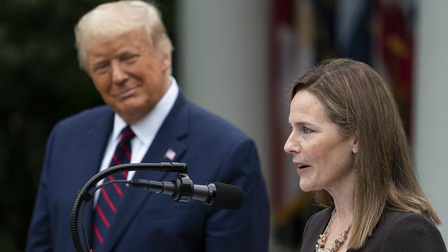 Le président américain Donald Trump a nommé Amy Coney Barrett pour remplacer Ruth Bader Ginsburg à la Cour suprême. [Keystone - Alex Brandon - AP Photo]