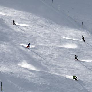 La Suisse pourrait être le seul pays à ouvrir ses domaines skiables à Noël. [Keystone - Alexandra Wey]