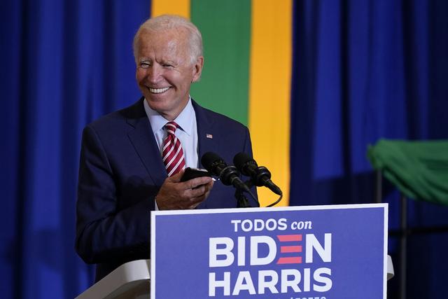 Le vote de la communauté hispanique est importante pour le candidat démocrate Joe Biden. [Keystone - AP Photo/Patrick Semansky]