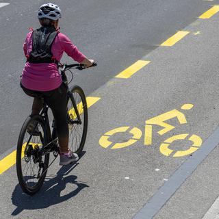 Le canton de Vaud va créer plus de 100 km de pistes cyclables. [Keystone - Martial Trezzini]