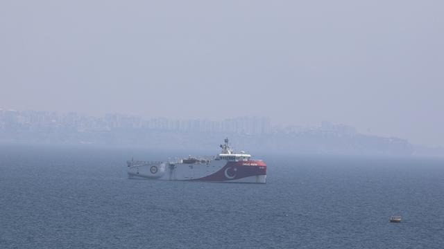 Le navire sismique turc, l'Oruç Reis, photographié le 27 juillet 2020. [Keystone/AP - Burhan Ozbilici]