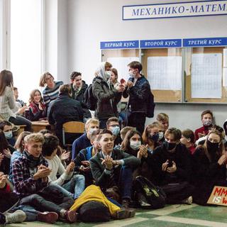 Des étudiants de l'université d'Etat à Minsk lors de leur mouvement de débrayage. [AFP - Stringer]