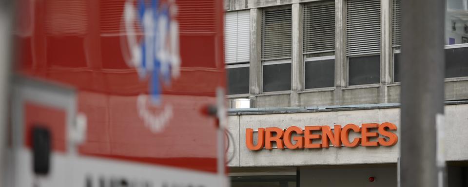 L'entrée des Urgences de l'Hôpital universitaire de Genève (HUG). [Keystone - Martial Trezzini]