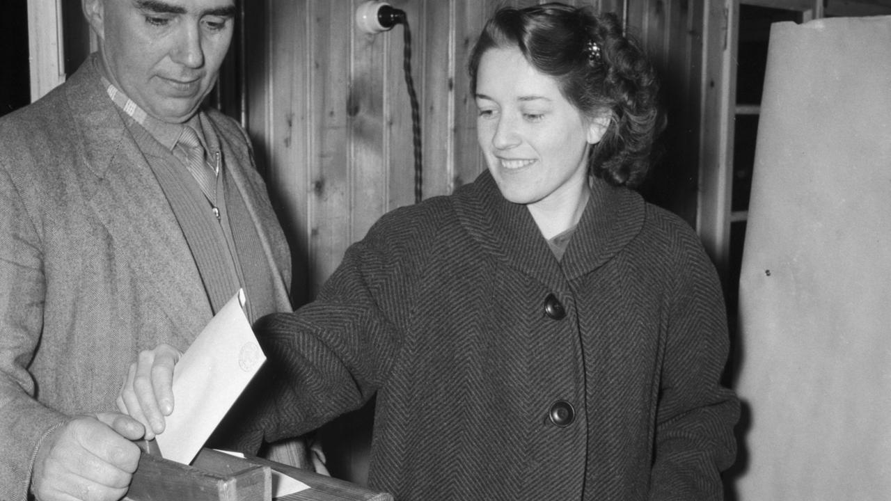 Il y a 50 ans, les Valaisannes obtenaient le droit de vote au niveau cantonal [Keystone]