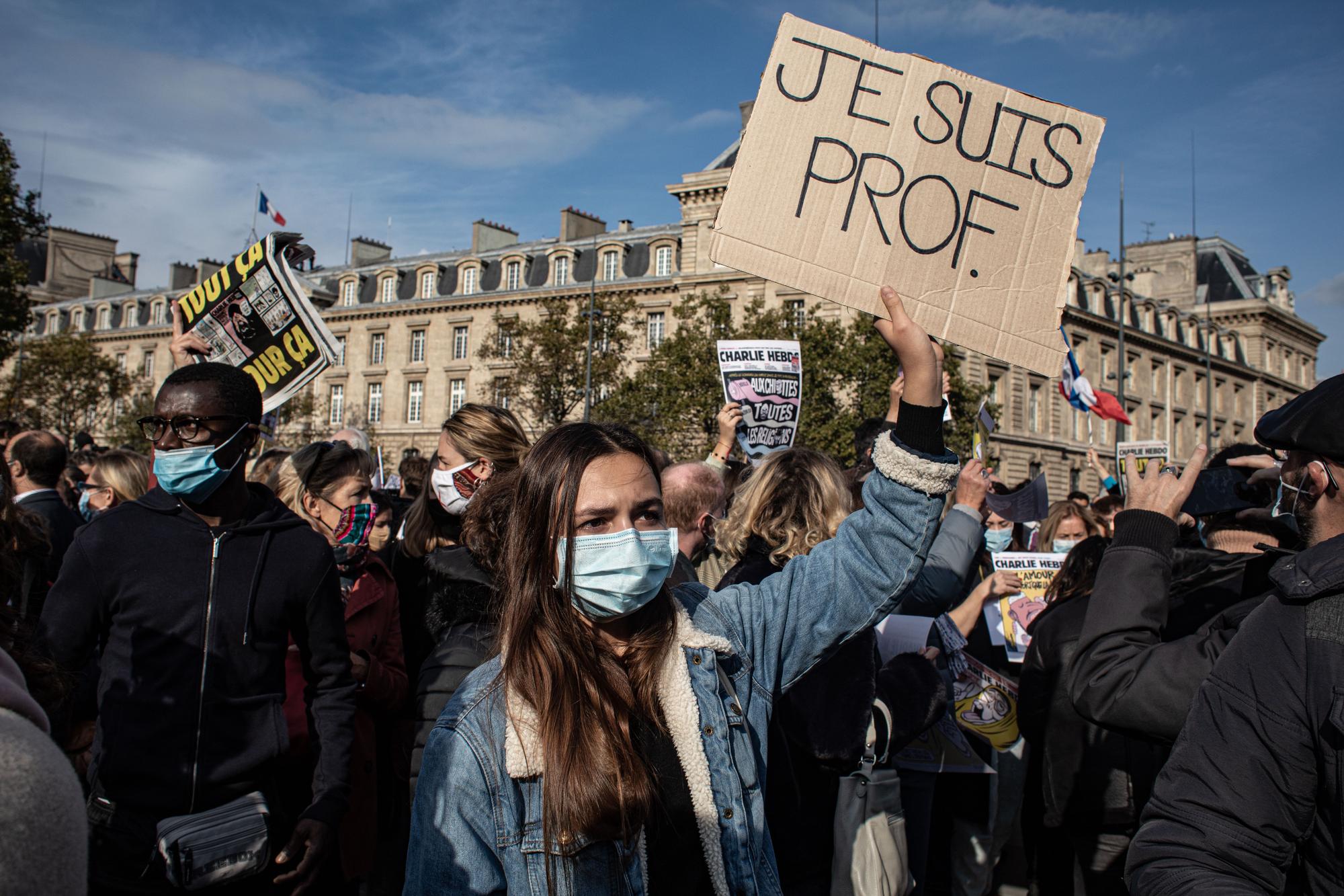 Manifestation en hommage à Samuel Paty à Paris, 18.10.2020. [AFP - Hans Lucas]