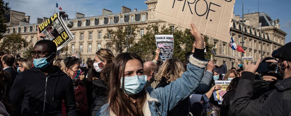 Manifestation en hommage à Samuel Paty à Paris, 18.10.2020. [AFP - Hans Lucas]