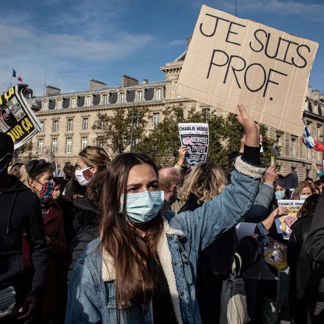 Manifestation en hommage à Samuel Paty à Paris, 18.10.2020. [AFP - Hans Lucas]
