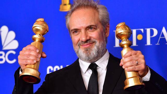 Sam Mendes récompensé des Golden Globes du meilleur film dramatique et de meilleur réalisateur. [AFP - FREDERIC J. BROWN]