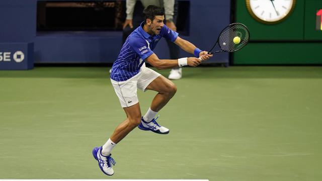 Novak Djokovic continue de planer. [AP - Frank Franklin II]