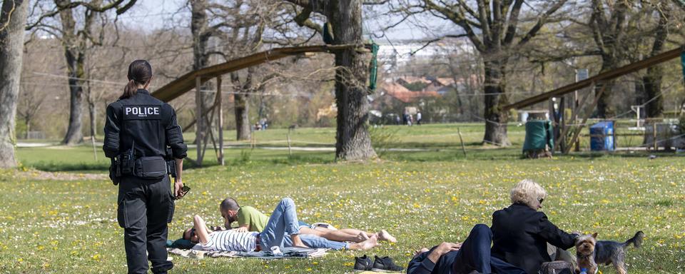 A Genève, un volet préventif vient compléter le dispositif de la police. [Keystone - Martial Trezzini]