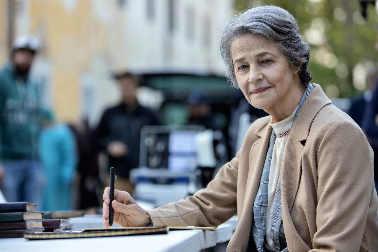 Claire Bobin (Charlotte Rampling) dans la série "Kidnapping". [Nordisk Film Production – ARTE France]