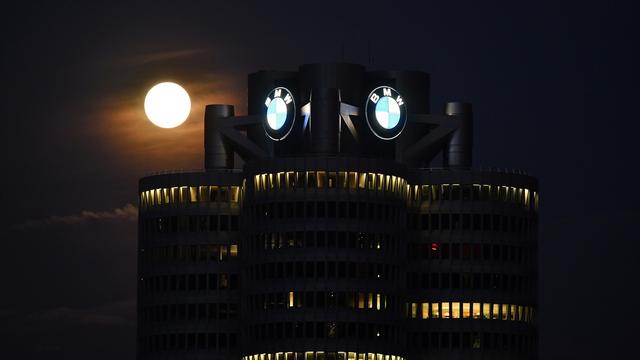 Le patron de BMW alerte sur un danger existentiel, même pour les grands groupes. [EPA/Keystone - Jörg Koch]