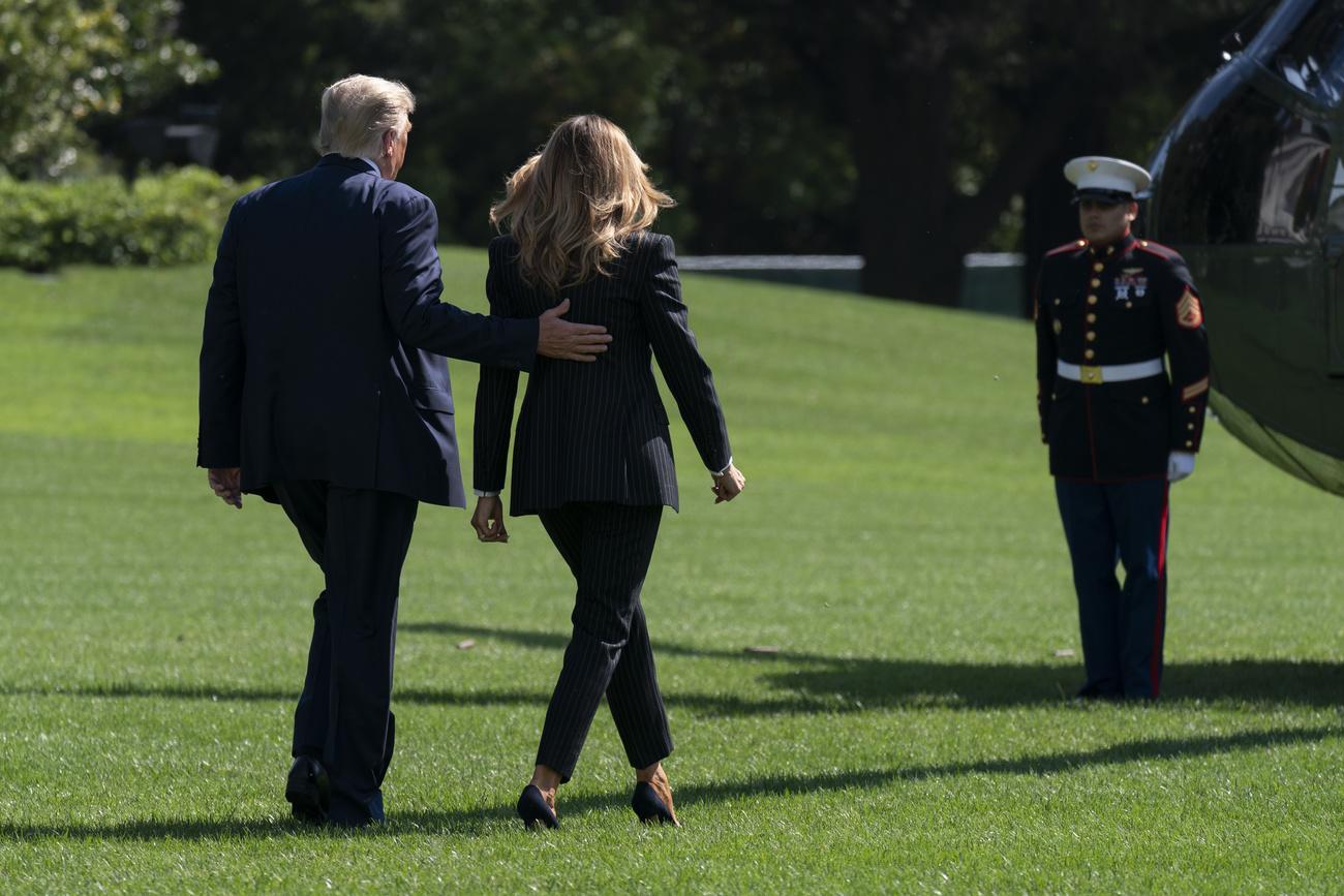 Le président Donald Trump et son épouse Melania, photographiés ici le 29 septembre à la Maison-Blanche. [Keystone - Carolyn Kaster]