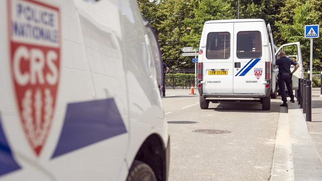 le confinement a exacerbé les tensions entre les jeunes et la police dans certaines banlieues françaises. [EPA/Keystone - Etienne Laurent]