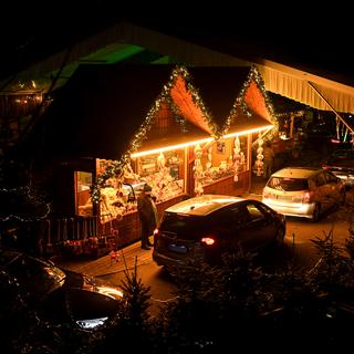 Un marché de Noël en drive-in à Landshut, dans le sud de l'Allemagne. [AFP - Christof Stache]