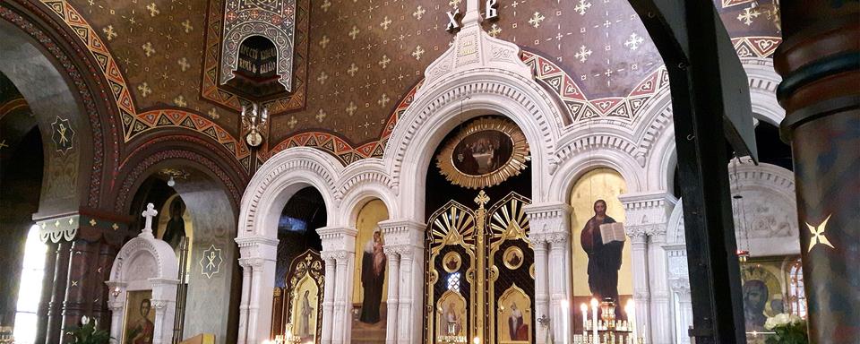 Intérieur de l'Eglise orthodoxe russe à Genève. [Wikimedia - LaMèreVeille]