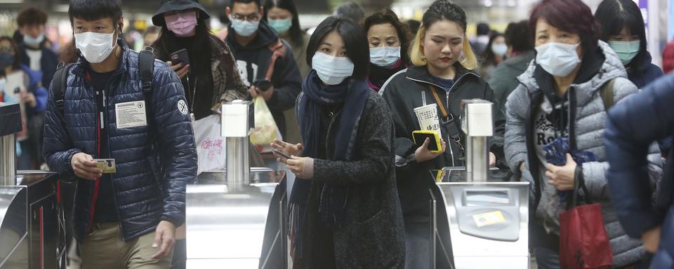 26 nouveaux décès dus au coronavirus ont été enregistrés en Chine. [Keystone/AP - Chiang Ying-ying]