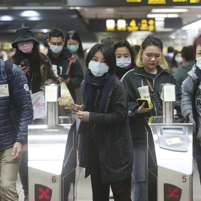 26 nouveaux décès dus au coronavirus ont été enregistrés en Chine. [Keystone/AP - Chiang Ying-ying]