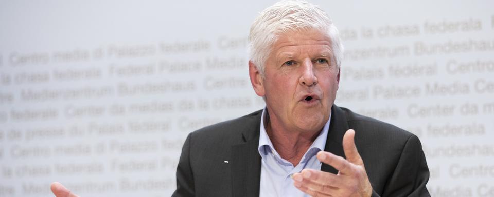 Le chef du centre de gestion des crises du DFAE Hans-Peter Lenz. [Keystone - Peter Klaunzer]